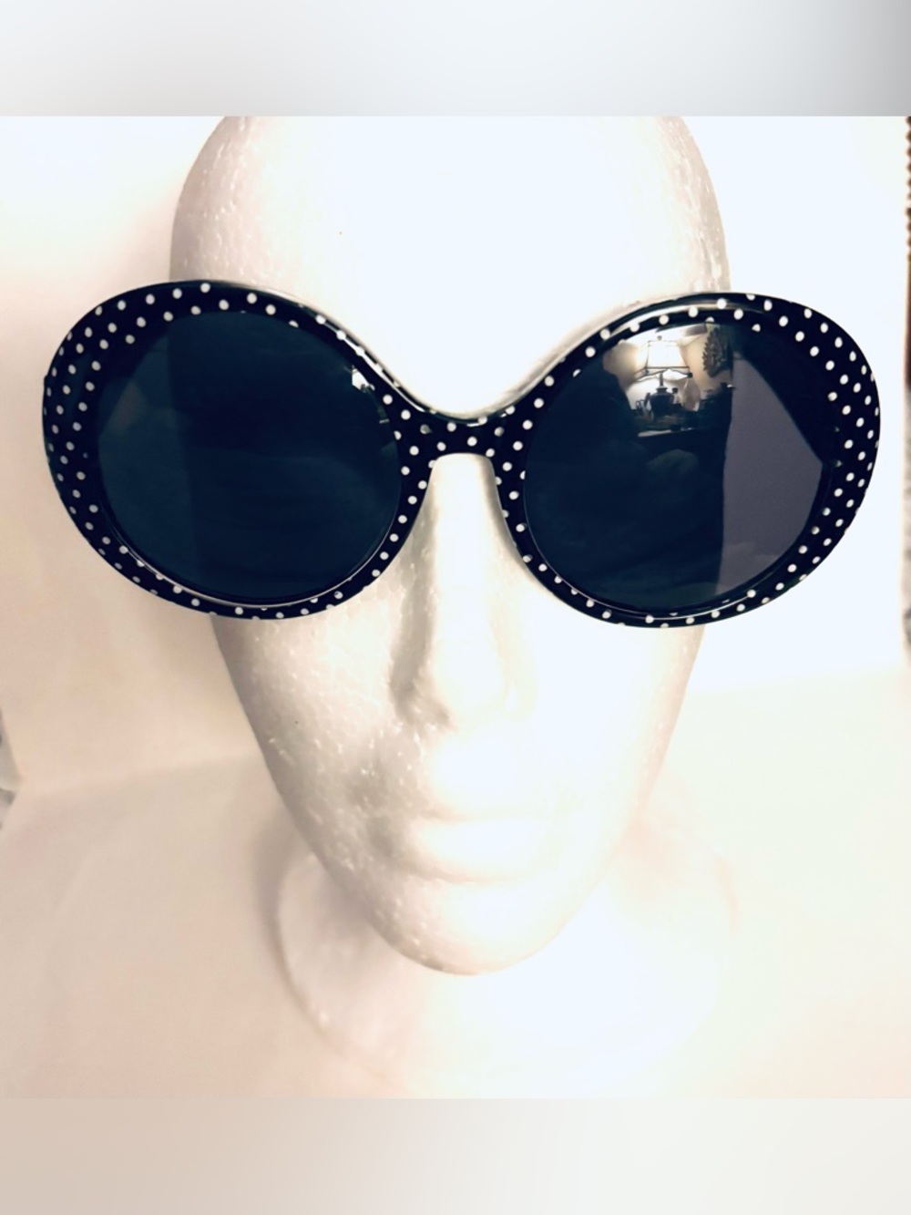 Disney DIS 29 246 Black Sunglasses Black with White Polka DotsFrame Black Lens